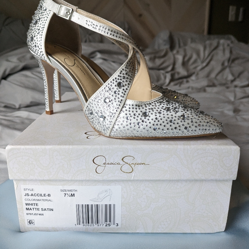 Jessica Simpson happily ever after heels